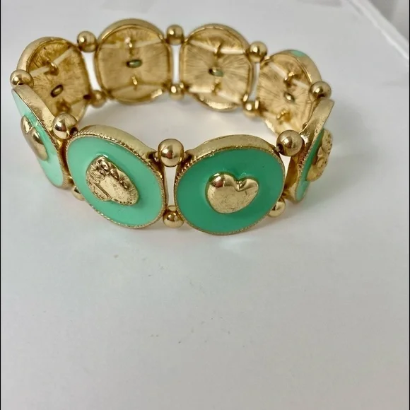 Vintage Green/Gold Hearts design Bracelet. - Picture 4 of 8
